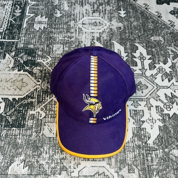 Minnesota Vikings men’s NFL adjustable cap - Picture 2 of 8